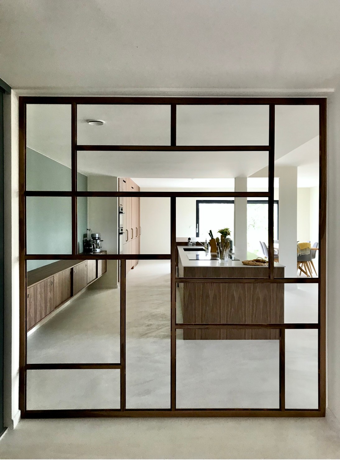 Julie Drevet Architecte d'intérieur Designer : MODIFICATION & AMÉLIORATION DES ESPACES DE VIE D'UNE MAISON CONTEMPORAINE EN RÉ-EXPLOITANT TOUS LES MEUBLES EXISTANTS